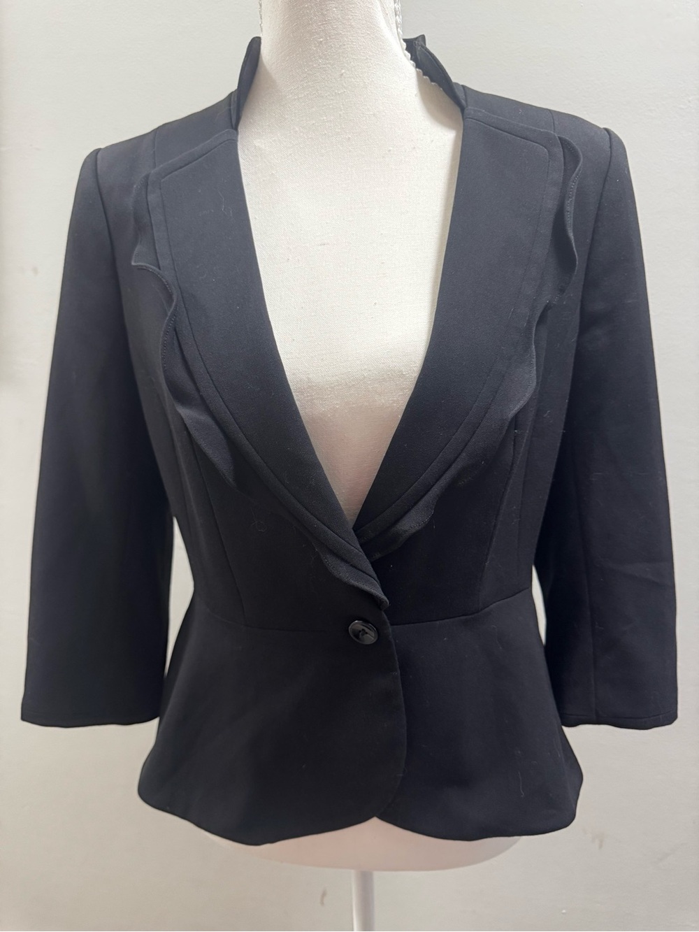 White House Black Market Blazer Sz 4 Black